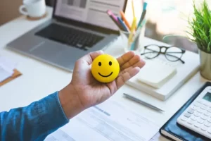 REMPORTER LA GUERRE DES TALENTS :FAITES DU BONHEUR UNE STRATÉGIE
